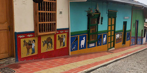 Guatape, Medellin Tour